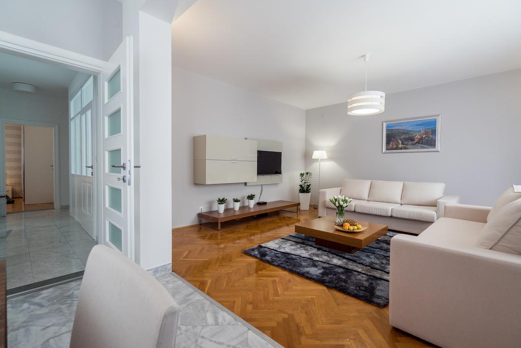 Villa Solis Stobreč Exteriör bild